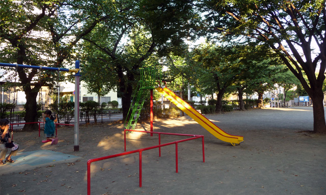 登戸第２公園
